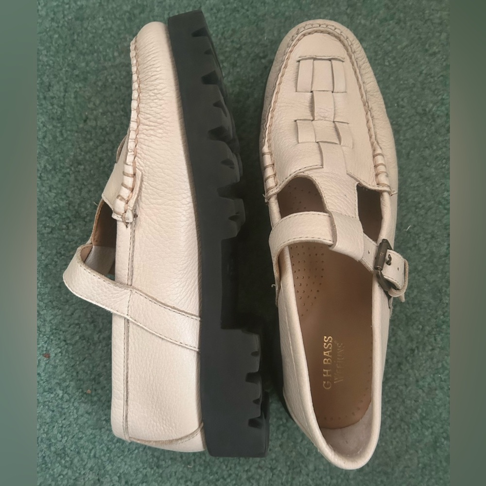 Bass fisherman Mary janes, only worn twice